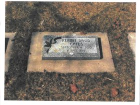 2001 Kermit David Gates .jpg